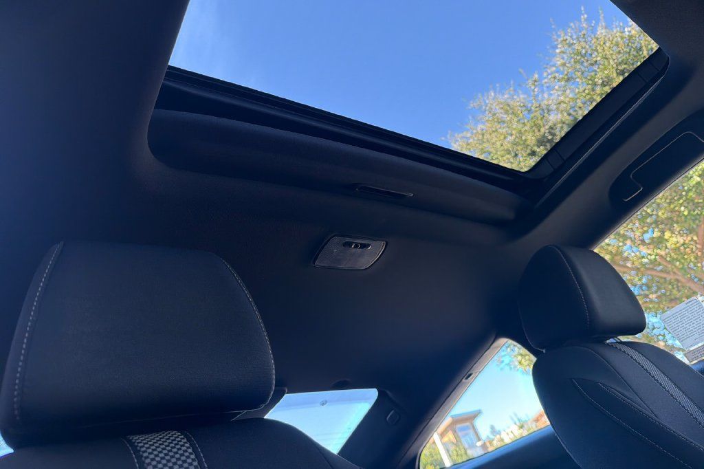 Used 2019 Honda Civic EX image 18