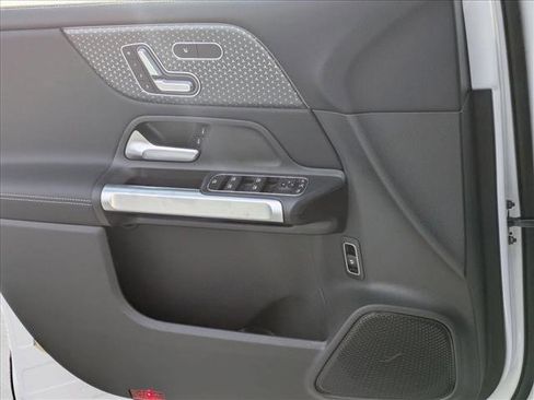 New 2026 Mercedes-Benz GLB 250 4MATIC image 20