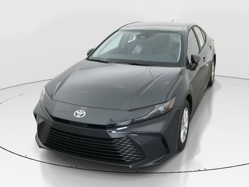 Certified 2026 Toyota Camry LE image 4