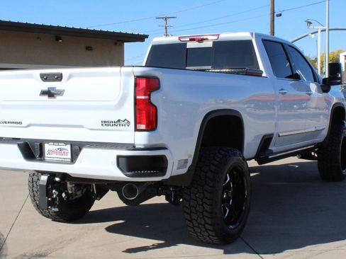 Used 2026 Chevrolet Silverado 3500 High Country w/ High Country Premium Package image 22