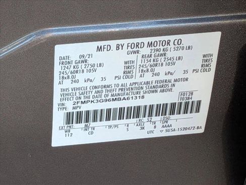 Used 2021 Ford Edge SE image 27