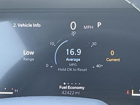 Used 2023 Jeep Grand Cherokee Limited w/ Luxury Tech Group II AWD/4WD image 20