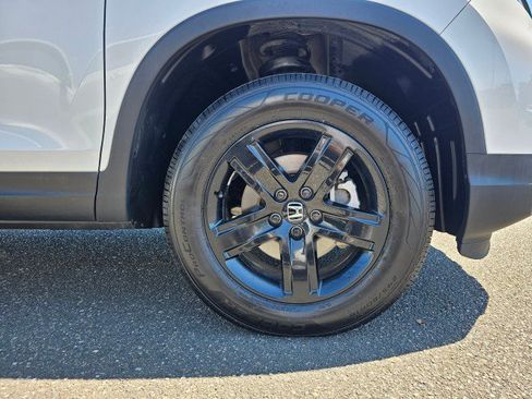 Used 2023 Honda Ridgeline Black Edition image 9