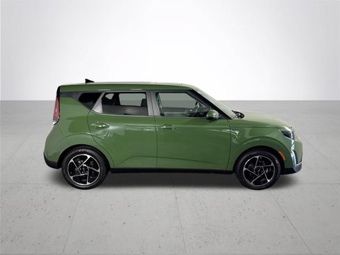Used 2023 Kia Soul EX FWD image 5