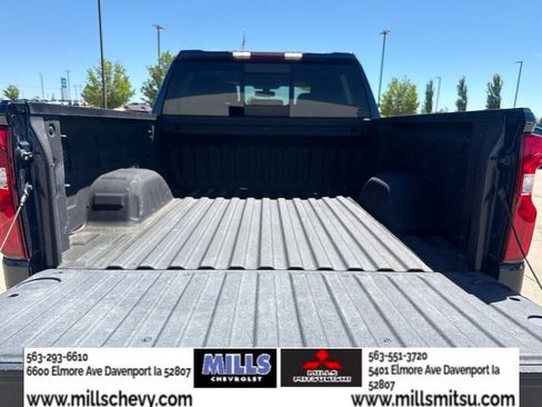 Used 2020 Chevrolet Silverado 1500 LTZ w/ LTZ Plus Package AWD/4WD image 27