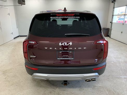 Used 2022 Kia Telluride S image 5