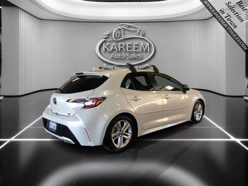 Used 2020 Toyota Corolla SE w/ Carpet Mat Package FWD image 5