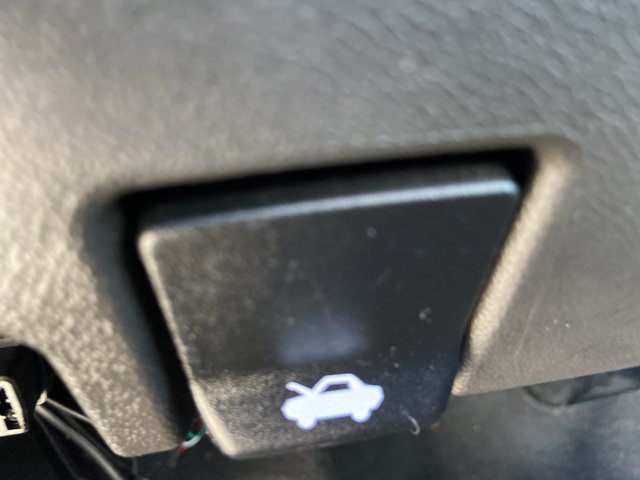 Used 2023 Chevrolet Equinox LT w/ Driver Convenience Package FWD image 46