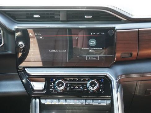 Used 2023 GMC Sierra 1500 Denali Ultimate AWD/4WD image 12