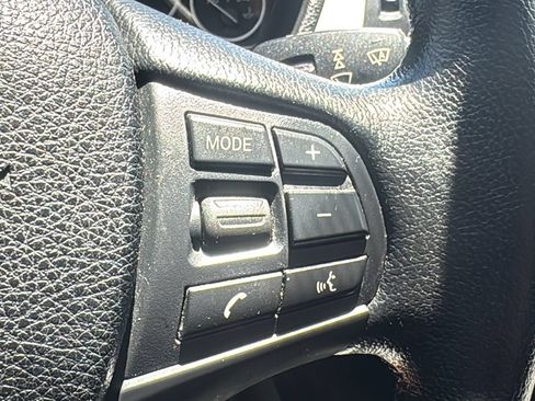 Used 2014 BMW 320i xDrive Sedan AWD/4WD image 29