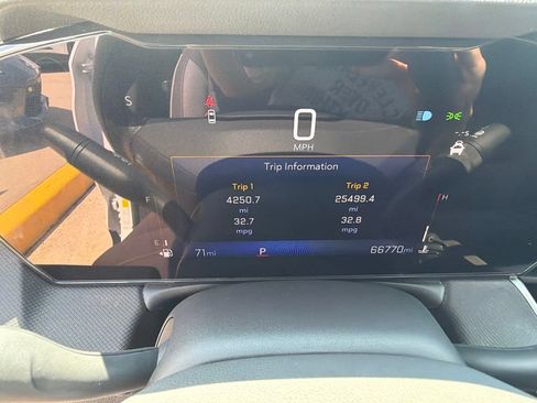 Used 2024 Chevrolet TrailBlazer LT FWD image 14