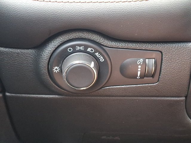 Certified 2025 Dodge Durango GT AWD/4WD image 32