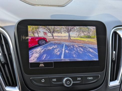 Used 2024 Chevrolet Malibu LT FWD image 20