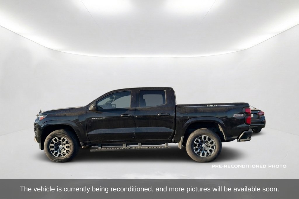 Used 2023 Chevrolet Colorado Z71 w/ Advanced Trailering Package AWD/4WD image 9