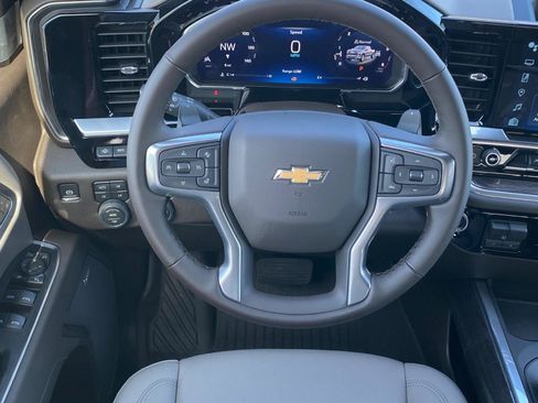New 2026 Chevrolet Silverado 1500 LTZ w/ LTZ Premium Package AWD/4WD image 7