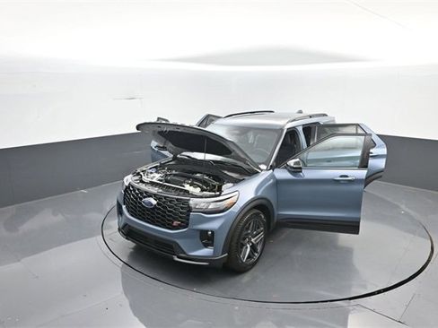 New 2026 Ford Explorer ST w/ Sun And Sound Package image 40