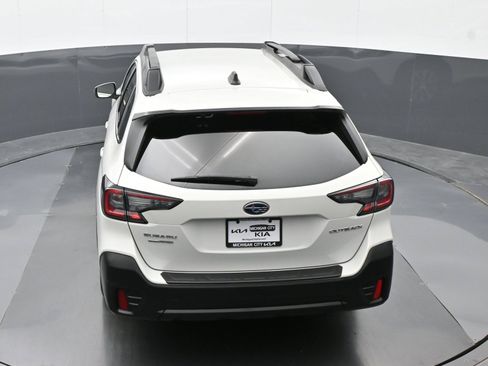 Used 2021 Subaru Outback Premium AWD/4WD image 29