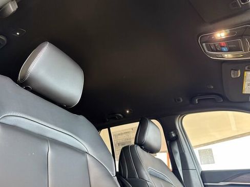 New 2026 Jeep Grand Cherokee Limited image 14