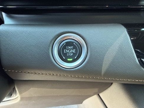 Certified 2024 Cadillac Escalade ESV Sport w/ LPO, ONYX Package AWD/4WD image 29