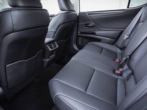 Used 2025 Lexus ES 300h w/ Premium Package FWD image 21