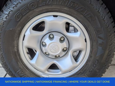 Used 2020 Toyota Tacoma SR image 37