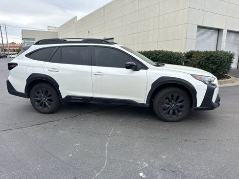 Used 2024 Subaru Outback Onyx Edition XT AWD/4WD image 7