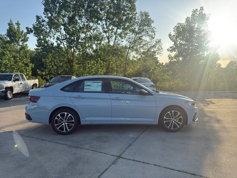 New 2026 Volkswagen Jetta Sport FWD image 4