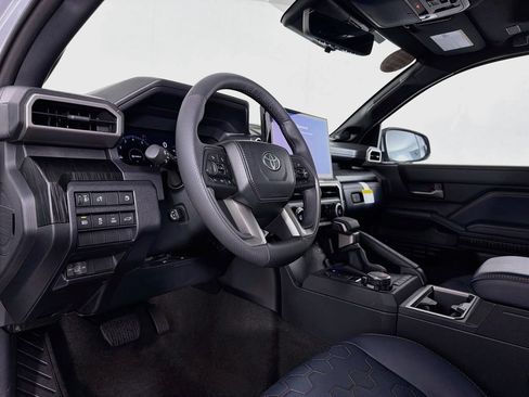New 2026 Toyota 4Runner Platinum AWD/4WD image 13