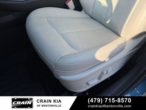 Certified 2026 Kia Sorento EX w/ EX Premium Package FWD image 24