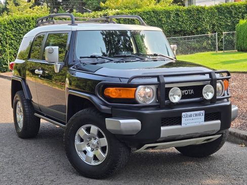 Used 2008 Toyota FJ Cruiser 4WD image 6