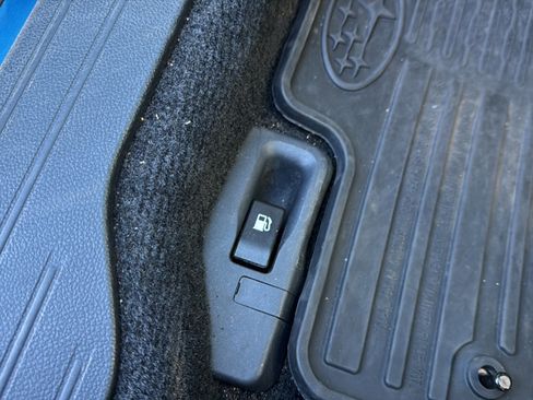 Used 2015 Subaru Outback 2.5i Limited w/ Popular Package #4 image 26