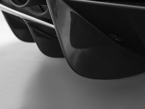 Certified 2022 Ferrari F8 Tributo RWD image 10
