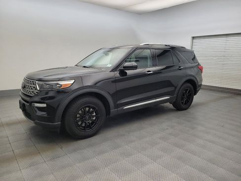 Used 2022 Ford Explorer Limited AWD/4WD image 2