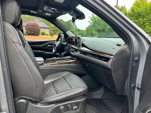 Used 2021 Cadillac Escalade Sport Platinum w/ Heavy-Duty Trailer Package AWD/4WD image 42
