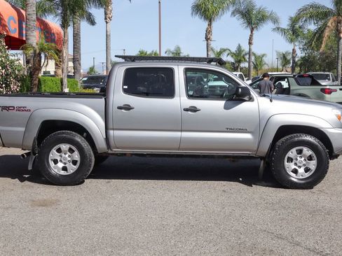 Used 2014 Toyota Tacoma Base w/ TRD Off-Road Package image 10