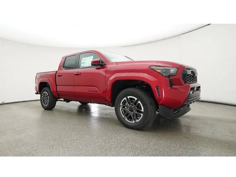 Used 2025 Toyota Tacoma TRD Sport AWD/4WD image 35