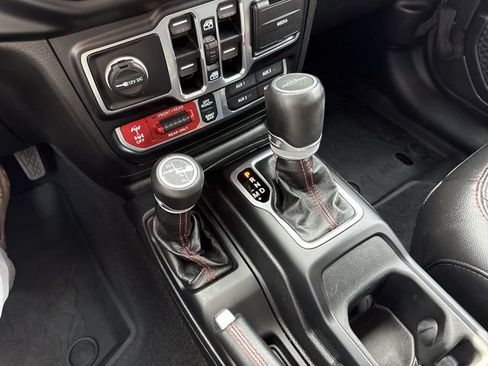 Used 2020 Jeep Gladiator Rubicon AWD/4WD image 20