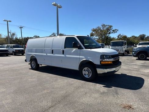New 2025 Chevrolet Express 2500 Extended w/ Driver Convenience Package RWD image 19