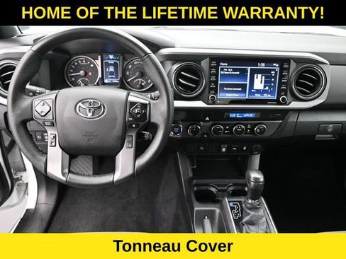 Used 2022 Toyota Tacoma TRD Sport AWD/4WD image 15