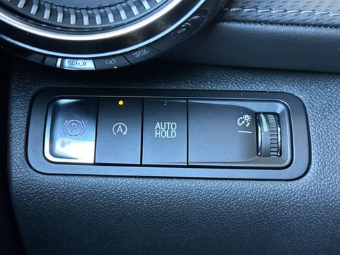 New 2026 Chevrolet Equinox LT w/ Convenience Package II FWD image 30