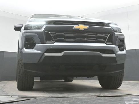 Used 2024 Chevrolet Colorado LT w/ LT Convenience Package III AWD/4WD image 40