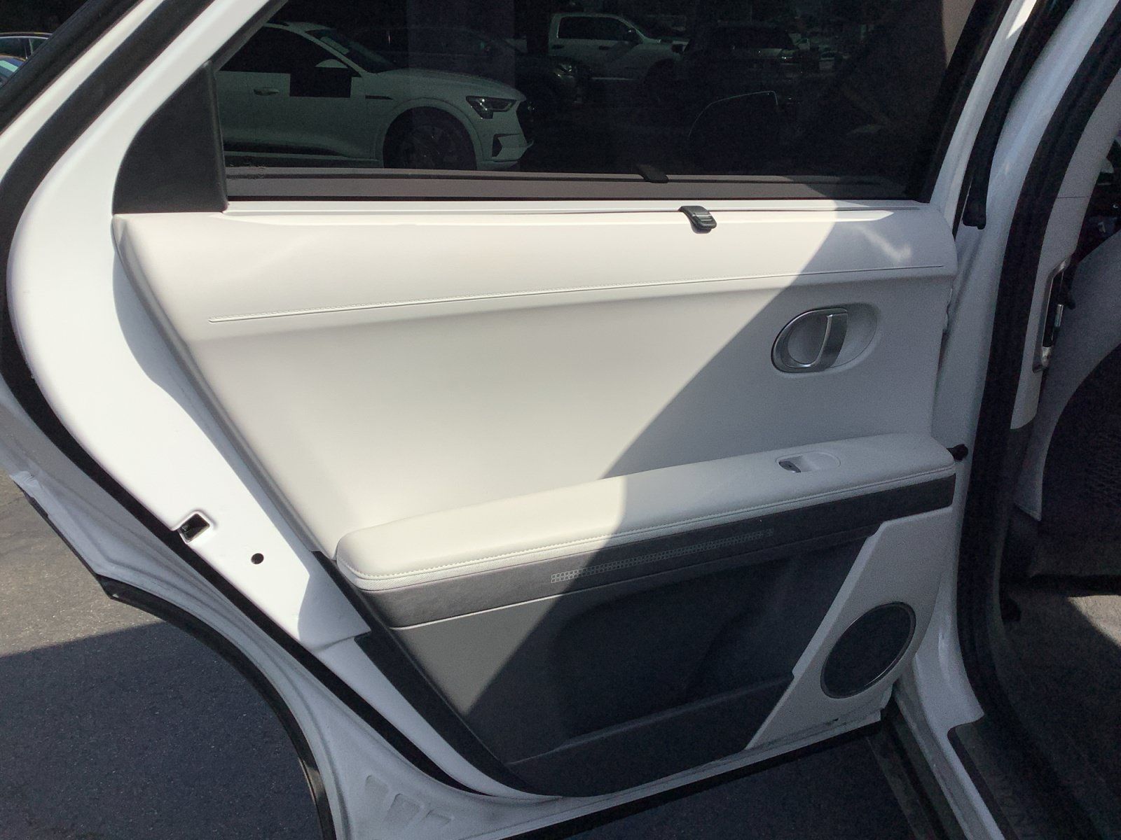 Used 2024 Hyundai Ioniq 5 Limited RWD image 16