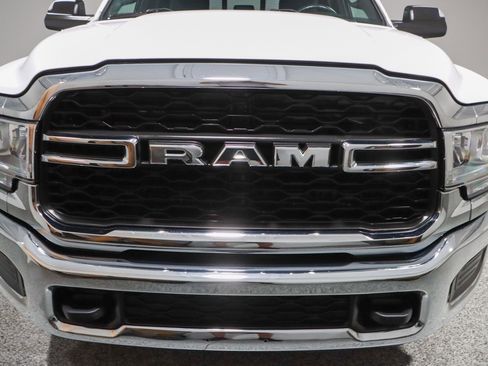 Used 2022 RAM 2500 Tradesman AWD/4WD image 4