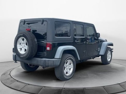 Used 2012 Jeep Wrangler Unlimited Sport image 5