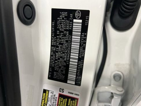 Used 2025 Toyota Camry SE FWD image 33