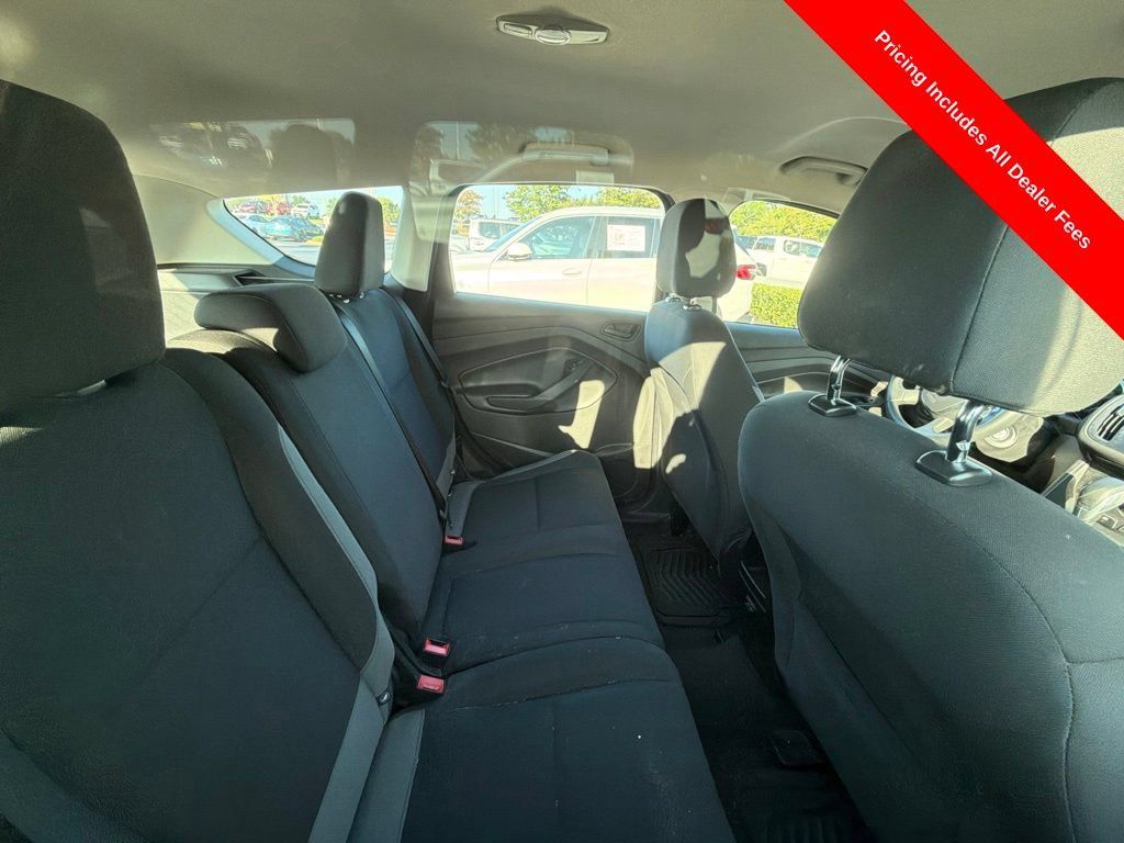 Used 2016 Ford Escape S FWD image 4