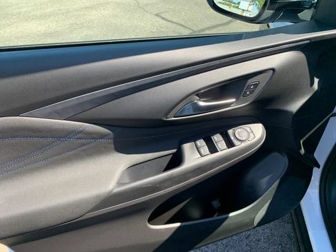 Used 2026 Buick Envista Sport Touring w/ Convenience I Package FWD image 25