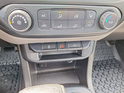 Used 2016 Chevrolet Colorado W/T image 13