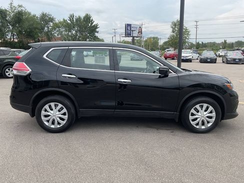 Used 2015 Nissan Rogue S AWD/4WD image 9