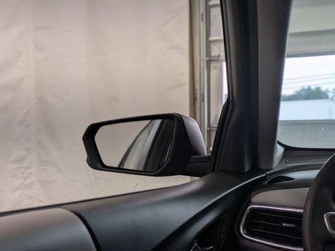 Used 2022 Chevrolet Equinox LS AWD/4WD image 29